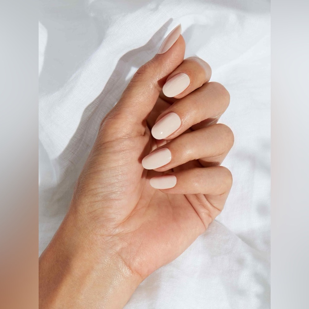 Static Nails Silk Round Reusable Pop-On Manicures Press-on Nails